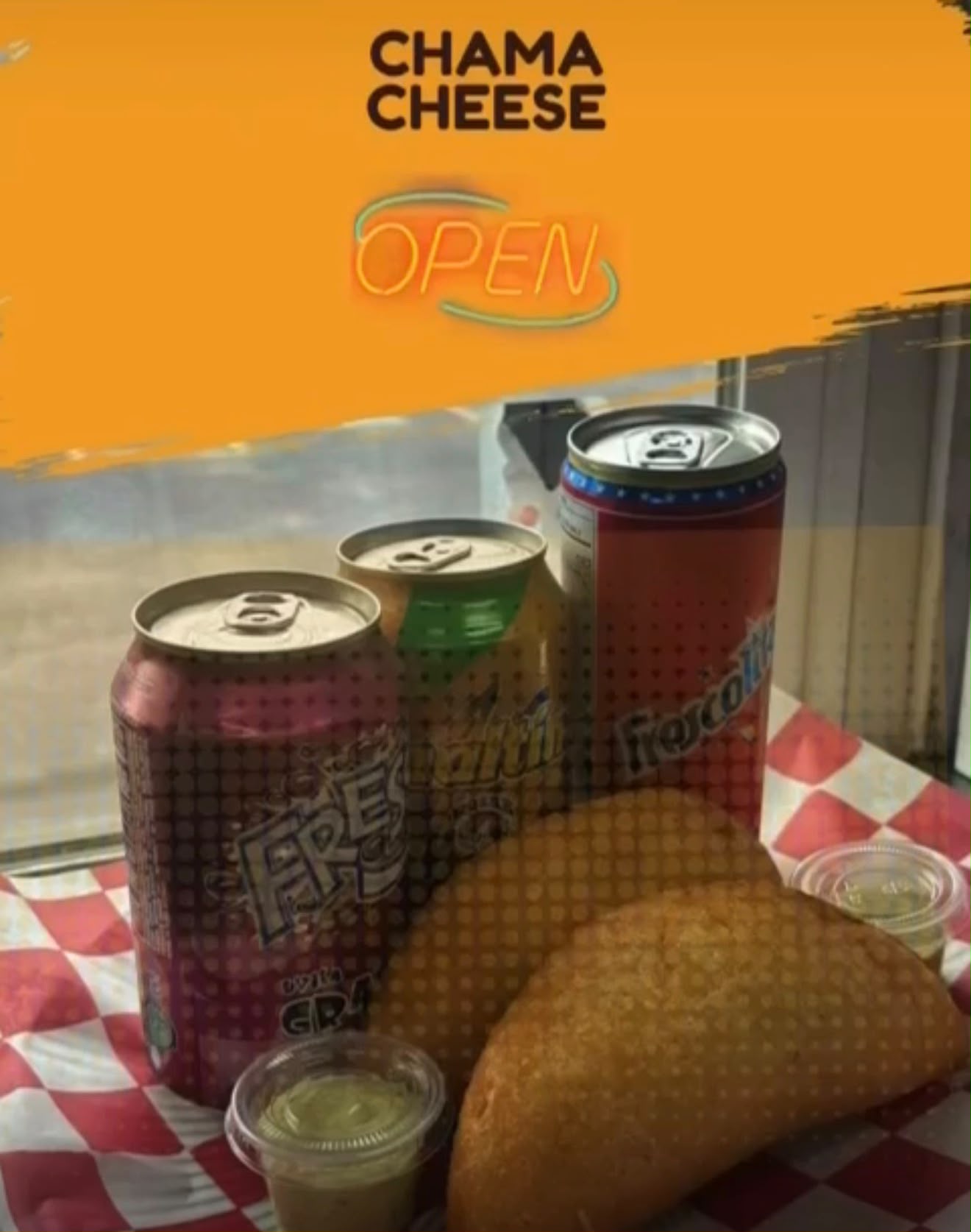 Frescolita y Maltín con empanada